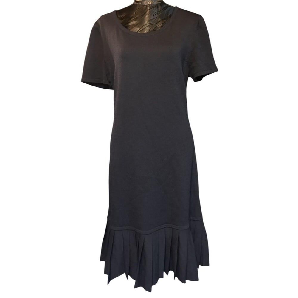 St. John Sport Santana Knit Drop Waist Dress - Pleated Hem - Black - Size L